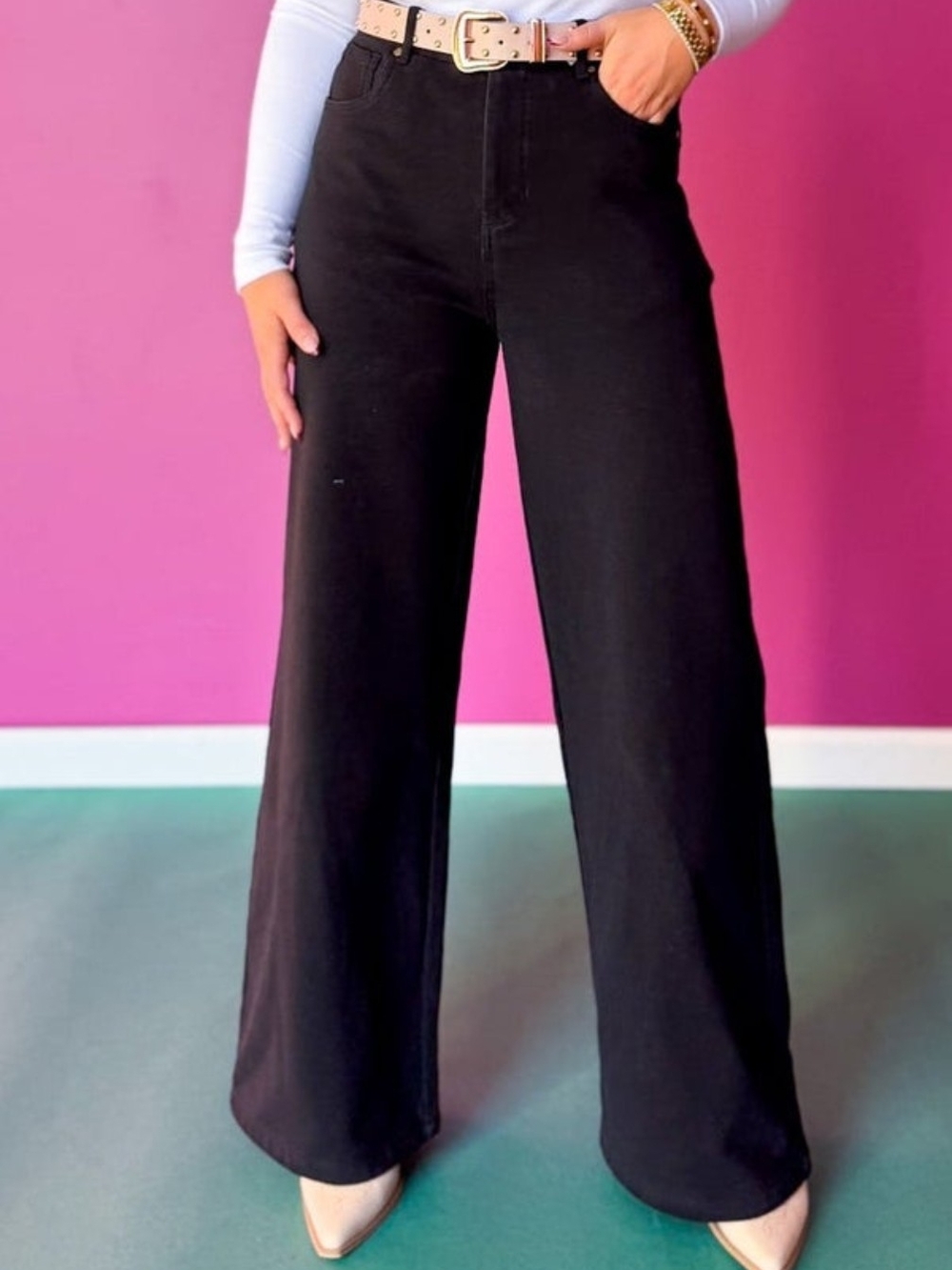 NWT SSYS Roxie Sweat Pant jeans In black
